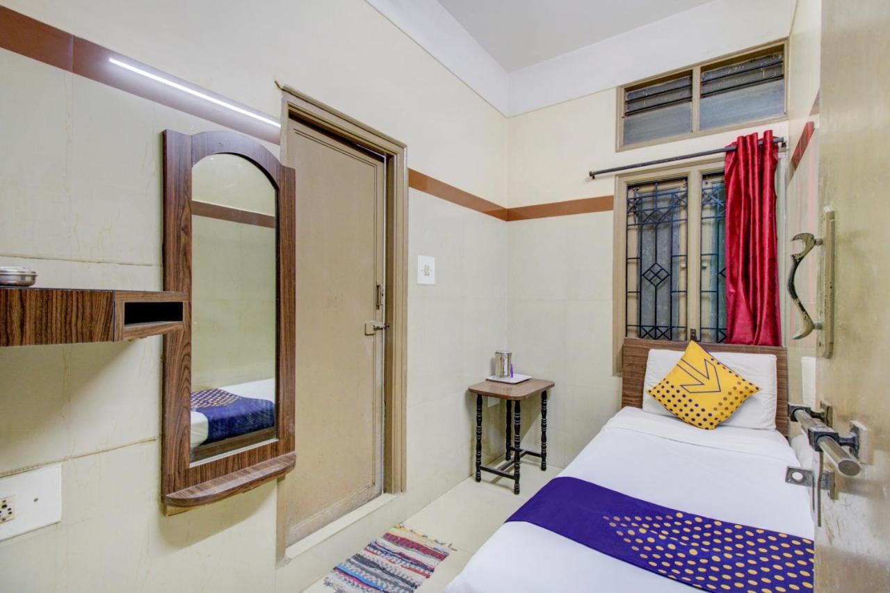 Spot On 75643 Golden Guest House Bangalore Extérieur photo