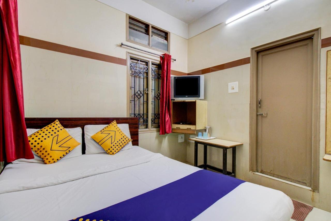 Spot On 75643 Golden Guest House Bangalore Extérieur photo